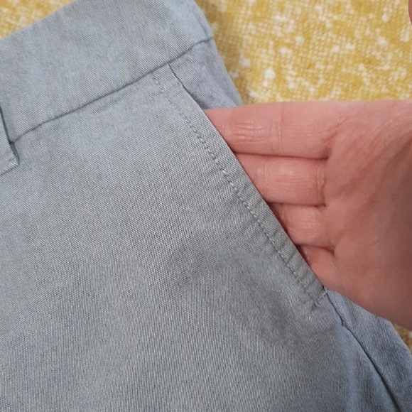 GAP Curvy Cropped pants - Picture 4 of 6